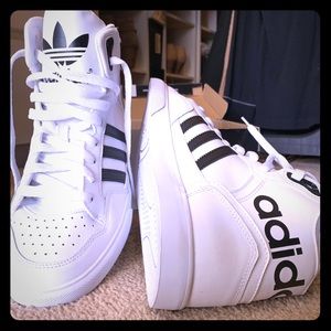 Adidas white high top Extaball - originals